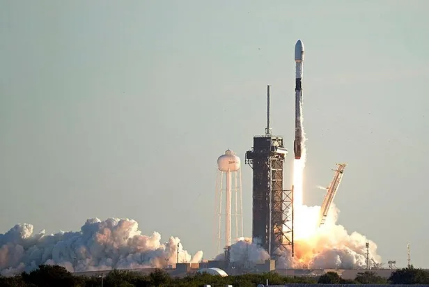 ukraynali-buyukelcinin-kufurlu-paylasimi-pahaliya-patladi-elon-musk-ukraynaya-sagladigi-starlink-hizmetini-kes-1665780117062.jpeg Ukraynalı Büyükelçinin küfürlü paylaşımı pahalıya patladı! Elon Musk, Ukrayna'ya sağladığı Starlink hizmetini kesiyor: Pentagon masrafları ödesin-2