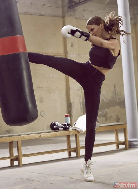 Songül Karlı açtıkça açıyor yine gitti kestirdi 'Eskiler hayranımız oldu yenilere merhaba' İç çamaşırsız pozları olay olan Songül Karlı... - 49