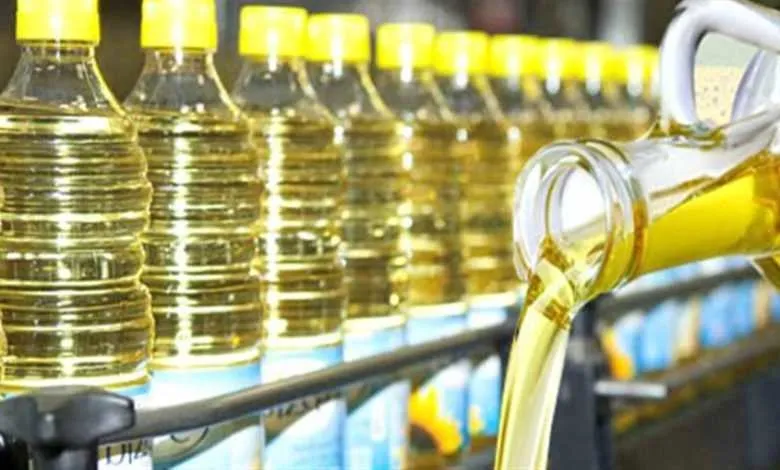 aycicek-yagi-eski-fiyatindan-satista-o-markete-giden-3er-5er-aliyor-12345-litre-stoklarda-bitmeden-alin-1713765479695.jpeg 1,2,3,4,5 litre stoklarda bitmeden alın! Ayçiçek yağı eski fiyatından satışta! O markete giden 3'er 5'er alıyor-4