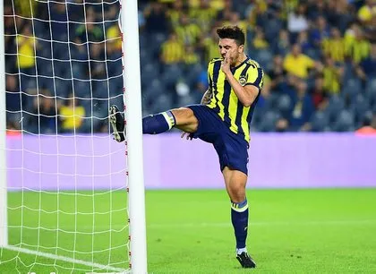 Fenerbahçe’de 8 isim ile yollar ayrılıyor
