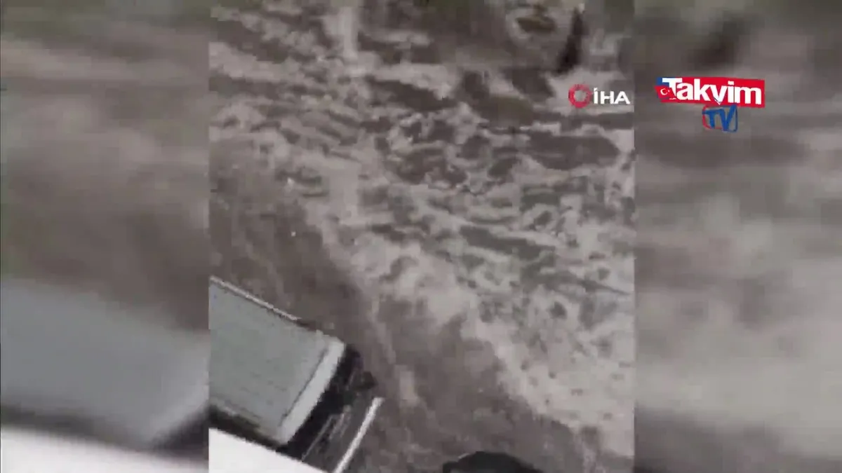 MGM uyarmıştı! Bahçelievler'e dolu yağdı!