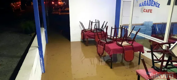 Bodrum'u sağanak vurdu! İş yerleri ve evleri su bastı - 8