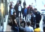 Küçükçekmece'de bıçaklı kavga