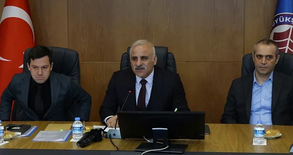 1645446308409.jpg Öfke kontrolü eğitimi imza töreninde kavga çıktı! Yer: Trabzon-4
