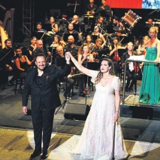 2 bin 500 yıllık tiyatroda büyülü gece