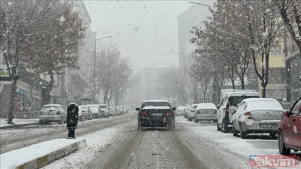 ❄️ Kastamonu Kastamonu'nun Daday Ve Ağlı İlçelerinde Tüm Eğitim Kurumlarında Eğitime Bugün Ara Verildi. Kaymakamlıkların Sosyal Medya Hesaplarından Yapılan...