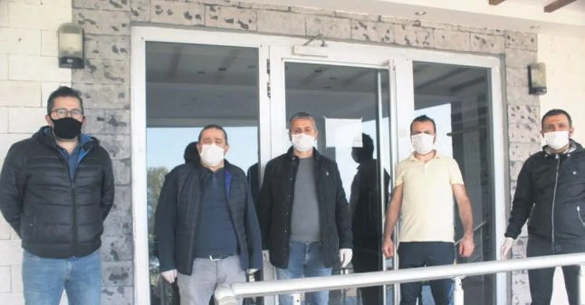 Ordu Unye De Yasayan Ogretmen Saglikci Komsulari Icin Astigi Yaziyla Gonulleri Fethetti Takvim