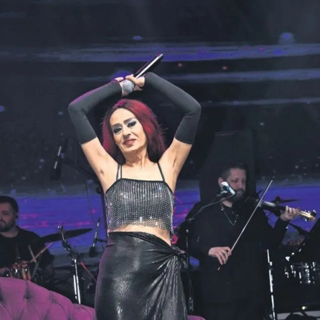 Renkli Yıldız