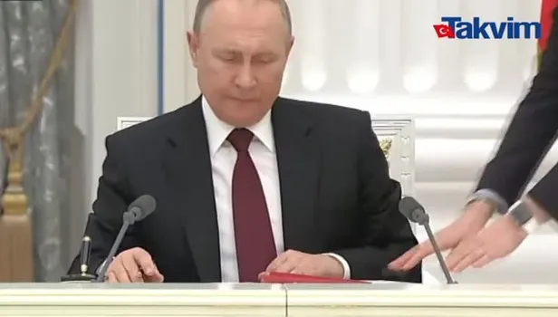 Rusya, Donetsk ve Luhansk’ı tanıdı!