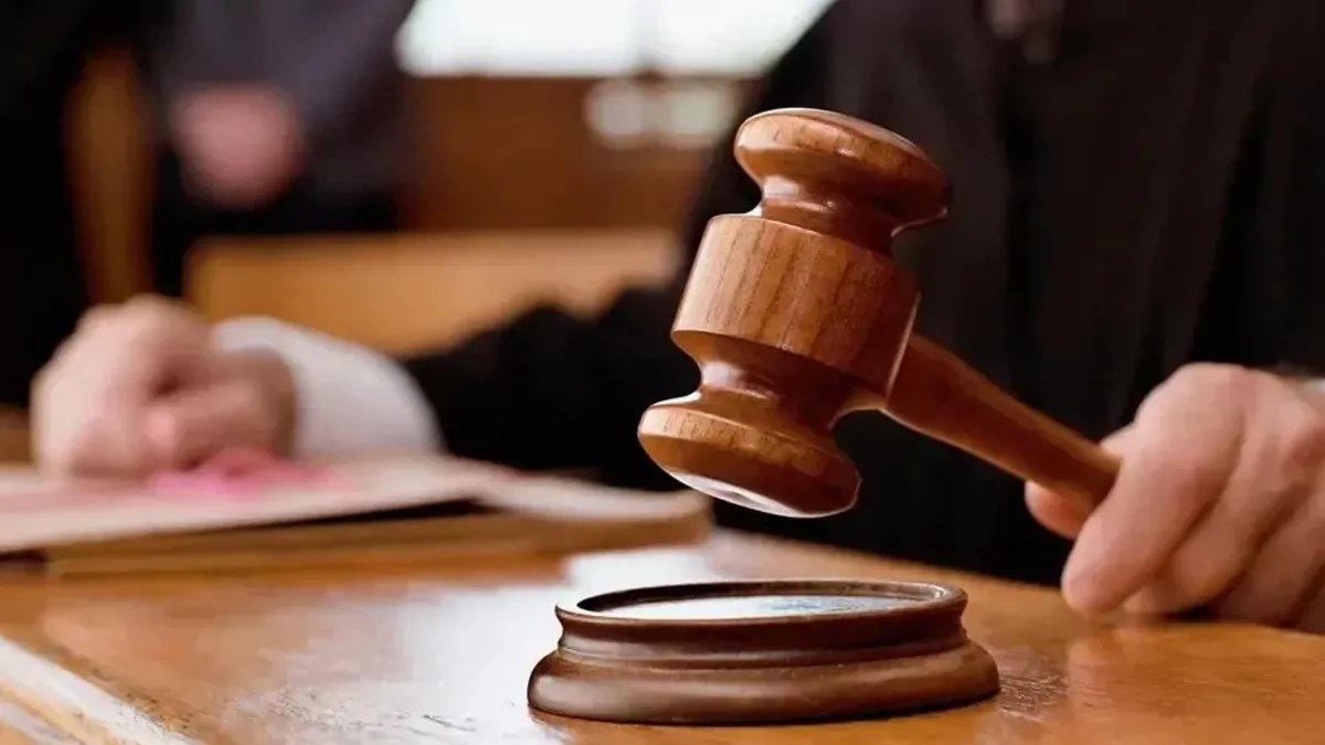 İşverenin tarihsiz istifa dilekçesi oyunu mahkemeden döndü! İşçiye 4 maaşlık tazminat kararı