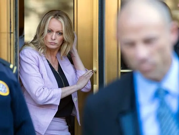 Trump porno yıldızına parayı kendisi ödemiş-9