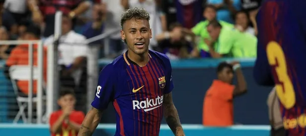 Futbol tarihinin en pahalı transferi Neymar