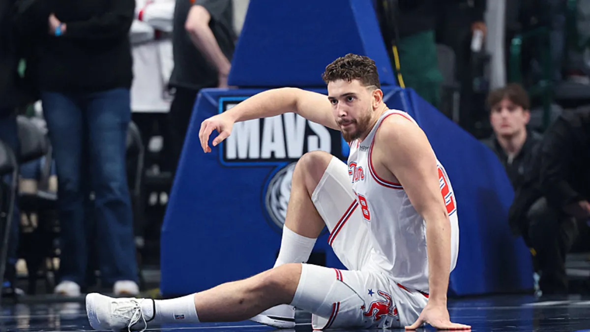 Alperen Şengün'e 52 saniyede büyük şok! Sakatlanıp devam edemedi