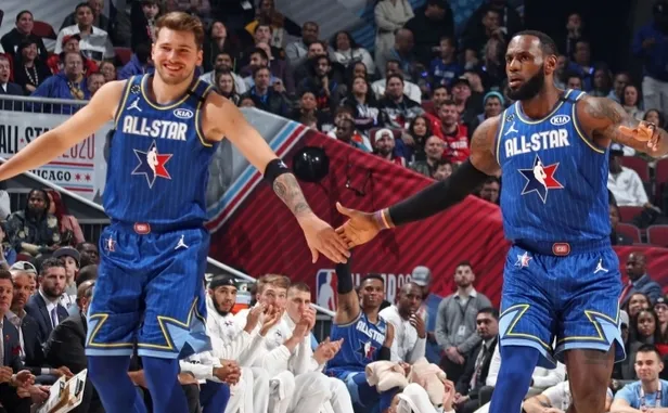 nbade-48-basketbolcunun-covid-19-testi-pozitif-cikti-1606983440441.jpg NBA'de 48 basketbolcunun koronavirüs testi pozitif çıktı-2