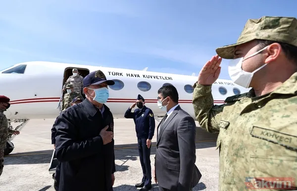 SON DAKİKA: Milli Savunma Bakanı Hulusi Akar ve TSK'nın komuta kademesi Gökçeada'da! Rüzgar Alayı'nı denetledi - 6