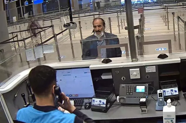 İstanbul Havalimanı'nda yakalandı! Rüşvet vererek yaptırdığı sahte pasaportla 24 kez ülkeye giriş yapmış!