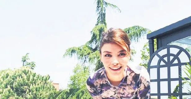 Güzel oyuncu Hazal Filiz Küçükköse'den teras pozu