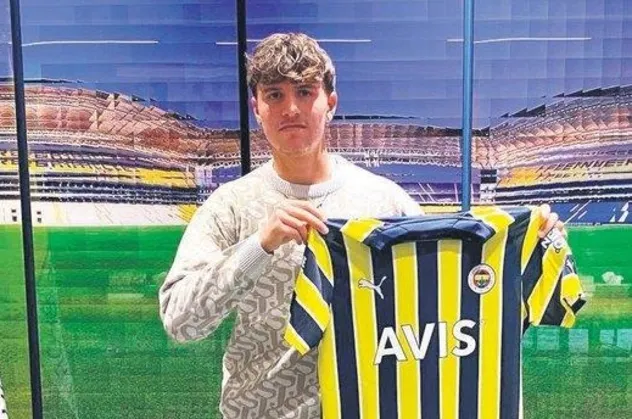 Fenerbahçe'de büyük kriz! Yeni transferi Ozan Suncak'ın PKK lehine paylaşımları ortaya çıktı sosyal medya ayağa kalktı