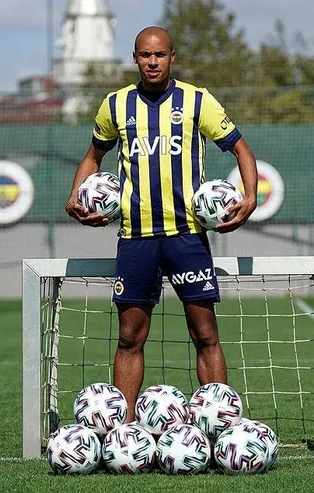 Tisserand Koç’un 8. stoperi oldu