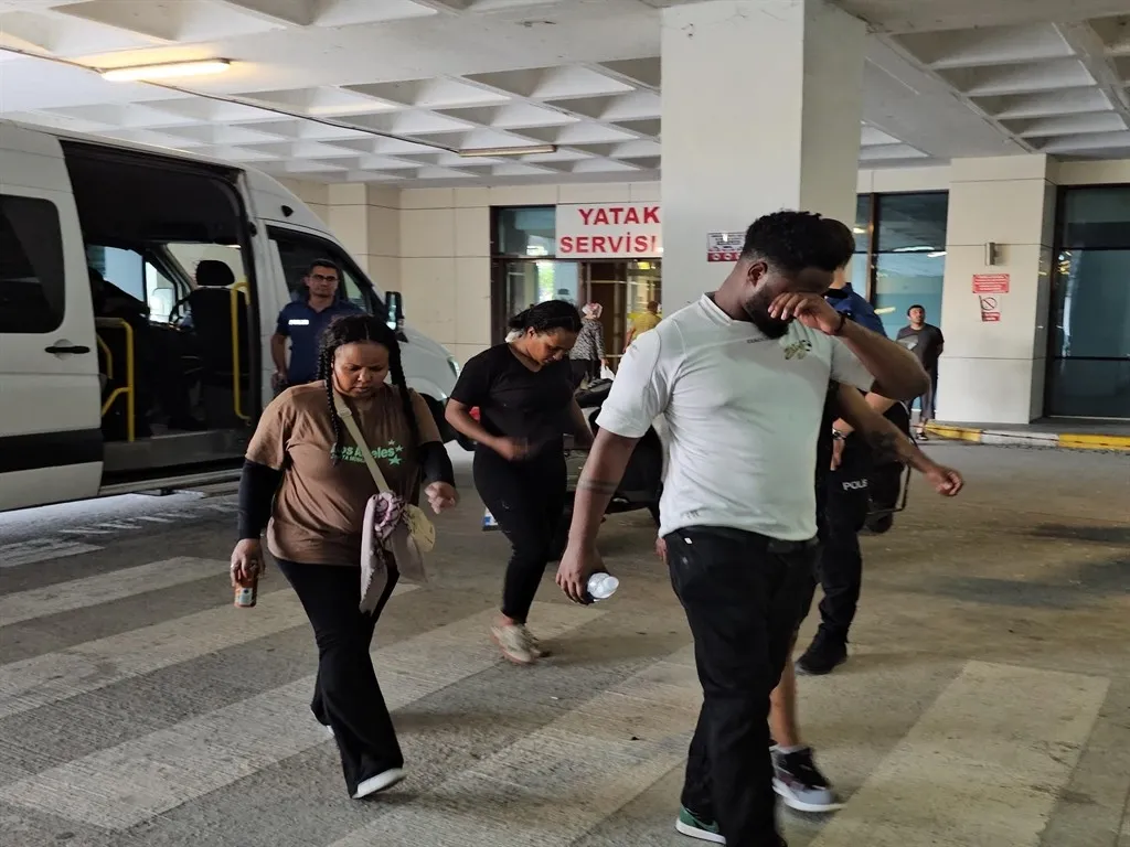 1787504740368.jpeg Edirne’de göçmen kaçakçılığı operasyonu: 19 kişi yakalandı-3