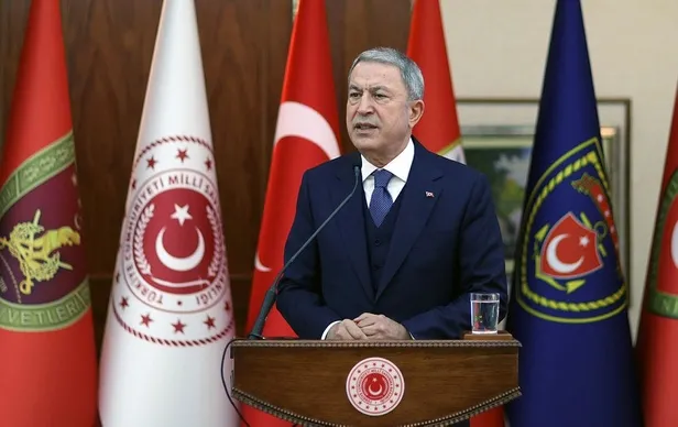 milli-savunma-bakani-hulusi-akardan-natoya-yunanistan-cagrisi-bu-simarikliga-dur-demenin-zamani-geldi-1671874512632.jpeg