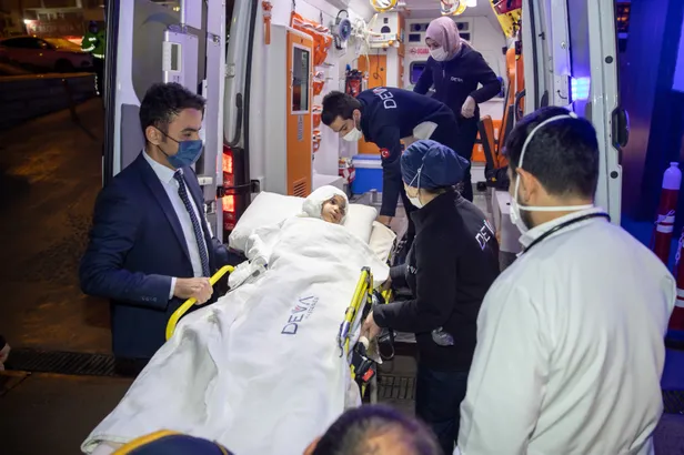 Devlet pitbulların saldırısına uğrayan minik Asiye için seferber oldu: Bizim için özel uçak tuttular-7