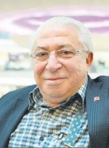 mhpli-baskan-yardimcisi-erkan-hancerin-silahli-saldirida-hayatini-kaybetti-uzmanlar-katilin-profesyonel-oldugu-1664669422675.jpeg MHP'li başkan yardımcısı Erkan Hançer'in silahlı saldırıda hayatını kaybetti! Uzmanlar, katilin profesyonel olduğunu kaydetti l Yaşam haberleri-2