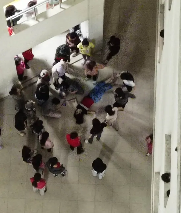 8inci-kattan-dusen-universiteli-irem-feci-sekilde-hayatini-kaybetti-1637064814794.jpg 8'inci kattan düşen üniversiteli İrem feci şekilde hayatını kaybetti-5