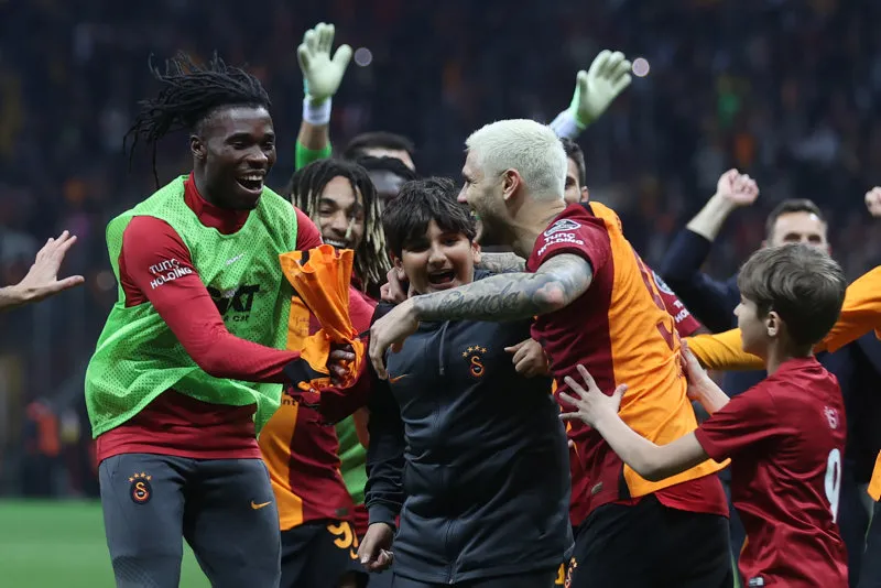 Galatasaray haberleri | Aziz Yıldırım'ı üzen haber! Dursun Özbek... - 5