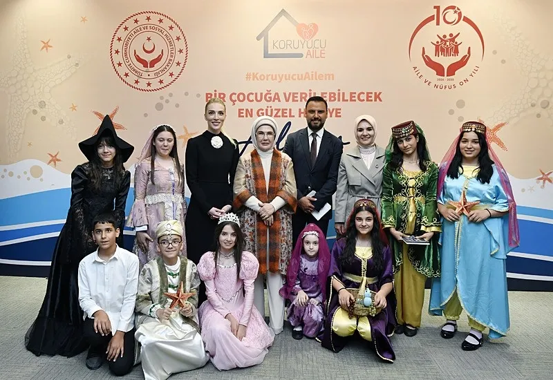 1782865549573.jpeg Emine Erdoğan'dan Türkiye'ye koruyucu aile çağrısı: 15 bin 803 çocuk şefkat bekliyor-4