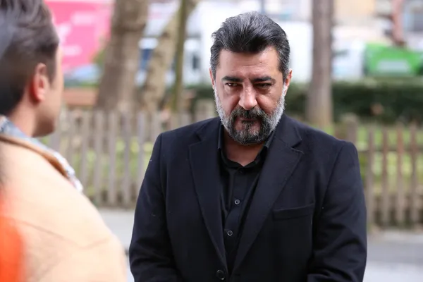 kardeslerim-85-bolum-fragmani-yayinlandi-berkin-senin-oglun-olmadigini-biliyorum-1680448935419.jpg Kardeşlerim 85. bölüm fragmanı yayınlandı: “Berk’in senin oğlun olmadığını biliyorum”-2