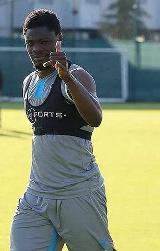 Trabzonspor'da Ekuban hırs küpü