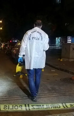 İzmir'de alacak kavgasında silahlar patladı: 1 ölü, 2 yaralı