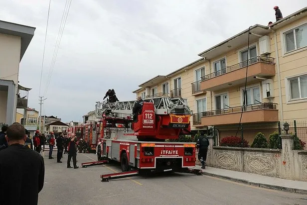 Sakarya'da yangına müdahale ederken alevlerin içine düşen itfaiye eri yaşamını yitirdi-2