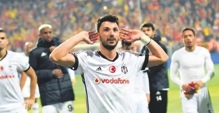Stuttgart Tolgay için teklifini artırdı!