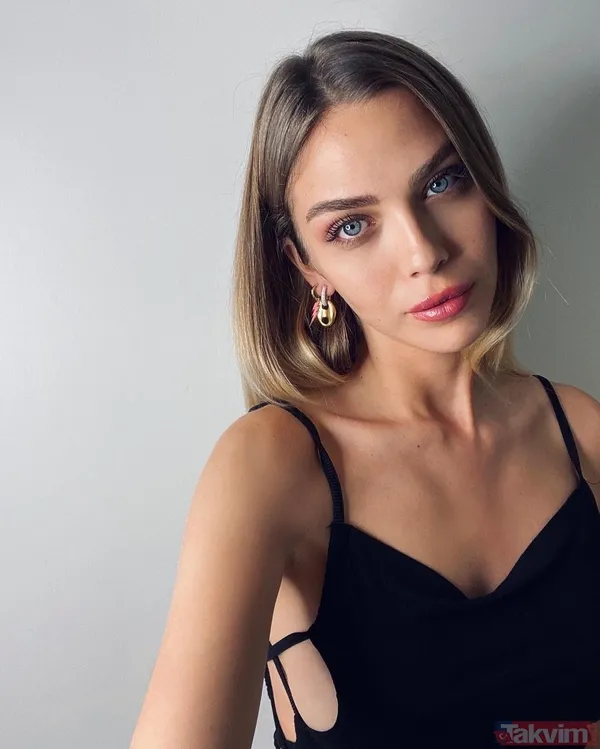 7 aylık hamile olan Yasemin Şefkatli’den vücudunu saran saten elbisesiyle karnı burnunda poz! İdo Tatlıses’in eşine bakın... - 2