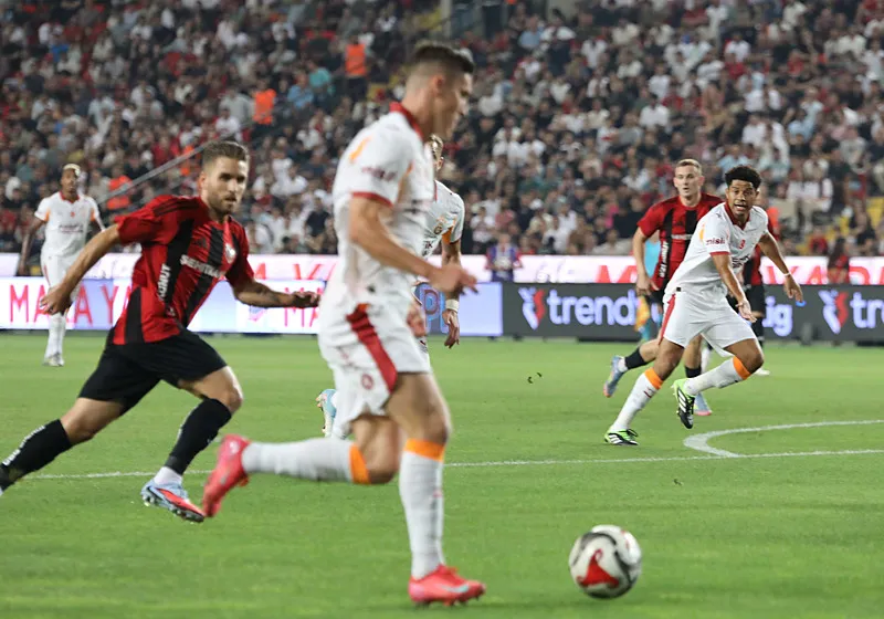 Manchester City'nin yıldızları Galatasaray'a! 2 transfer birden - 5