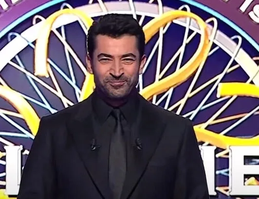 Bir hişt hişt sesi gelmedi mi fena. Geldikten sonra yaşasın çiçekler, böcekler, insanoğulları cümlelerinin geçtiği...