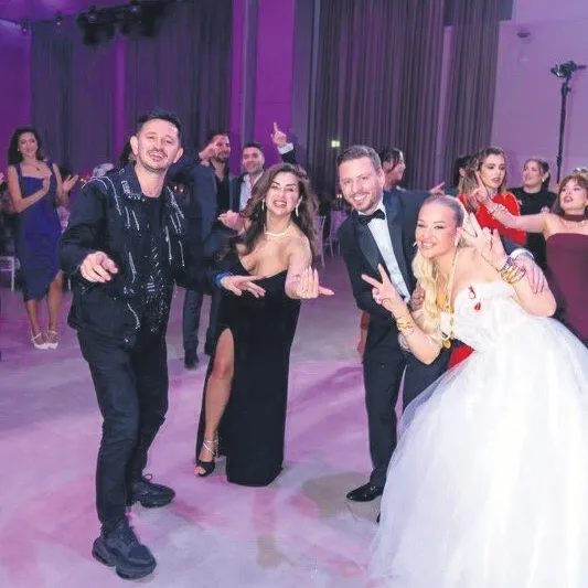 Viyana’da görkemli düğün