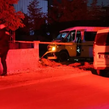 Konya’da dehşet yaşandı! İki kardeşin bulunduğu araca kurşun yağdı: Minibüste 24 kurşun deliği var!