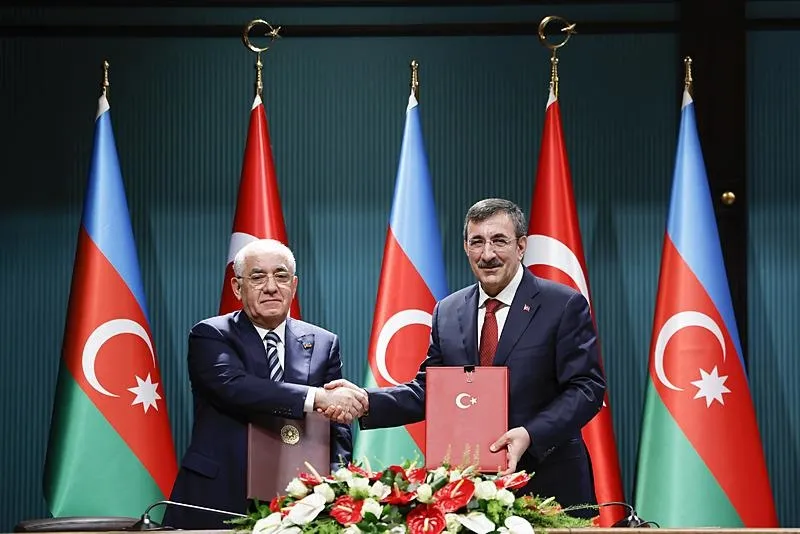 Başkan Erdoğan Külliye'de Azerbaycan Başbakanı Ali Asadov'u kabul etti | 4 alanda imzalar atıldı-6