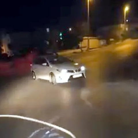 Ehliyetsiz drift pahalıya patladı