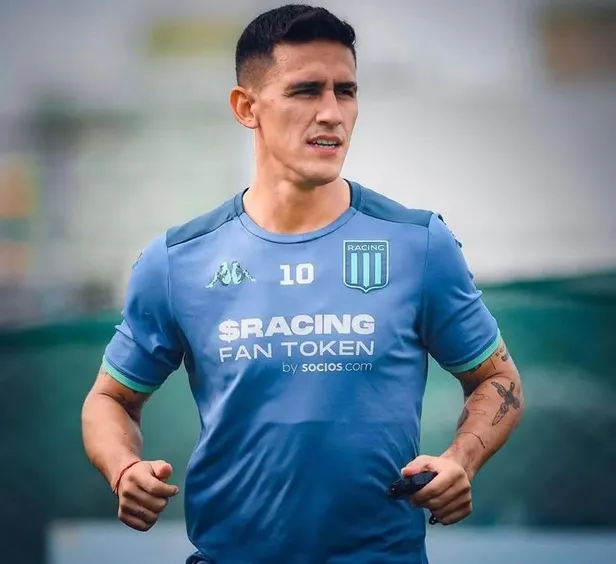 rojas-harekati-besiktas-aradigi-10-numarayi-arjantinde-buldu-1683854305404.jpeg Rojas harekatı! Beşiktaş aradığı 10 numarayı Arjantin'de buldu-2