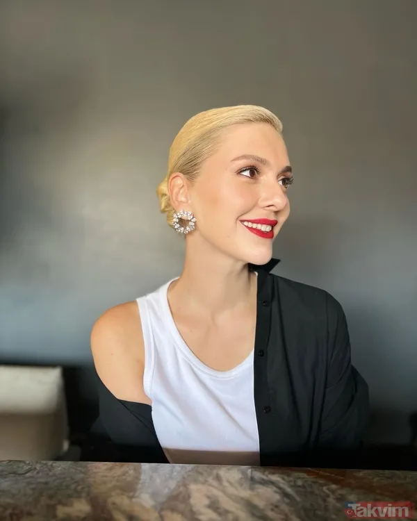 Halit Ergenç’in 15 yıllık eşi en doğal haliyle... 3 çocuk annesi Bergüzar Korel’den yatak odasında “Çok iyiyim” pozu! - 4