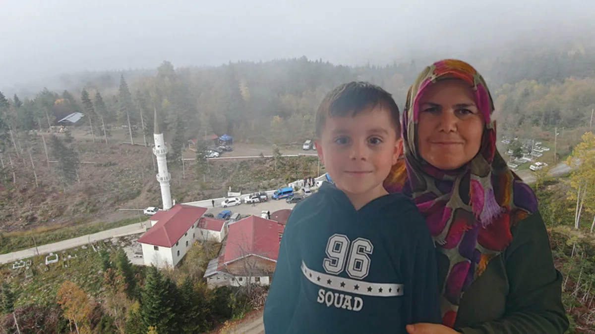 Anne ve oğuldan 3 gündür iz yok: Sis altında zamanla yarış | Ekipler seferber oldu! İşte son görüntüleri...
