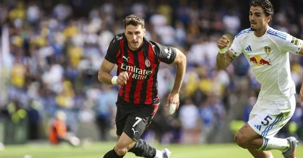 Fenerbahçe'ye golcü transferinde kötü haber! İngiltere'ye gidiyor