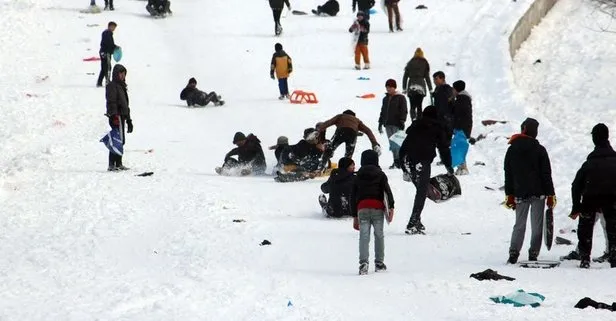 Çanakkale’de bugün okullar tatil mi? 25 Şubat Çanakkale Valiliği’nden kar tatili açıklaması