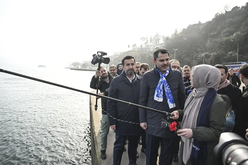 Cumhur İttifakı İBB Başkan adayı Murat Kurum Sarıyer'de pazar esnafını ziyaret etti olta balıkçılarıyla görüştü: "Büyükşehir'de başkanımız sizsiniz"-6