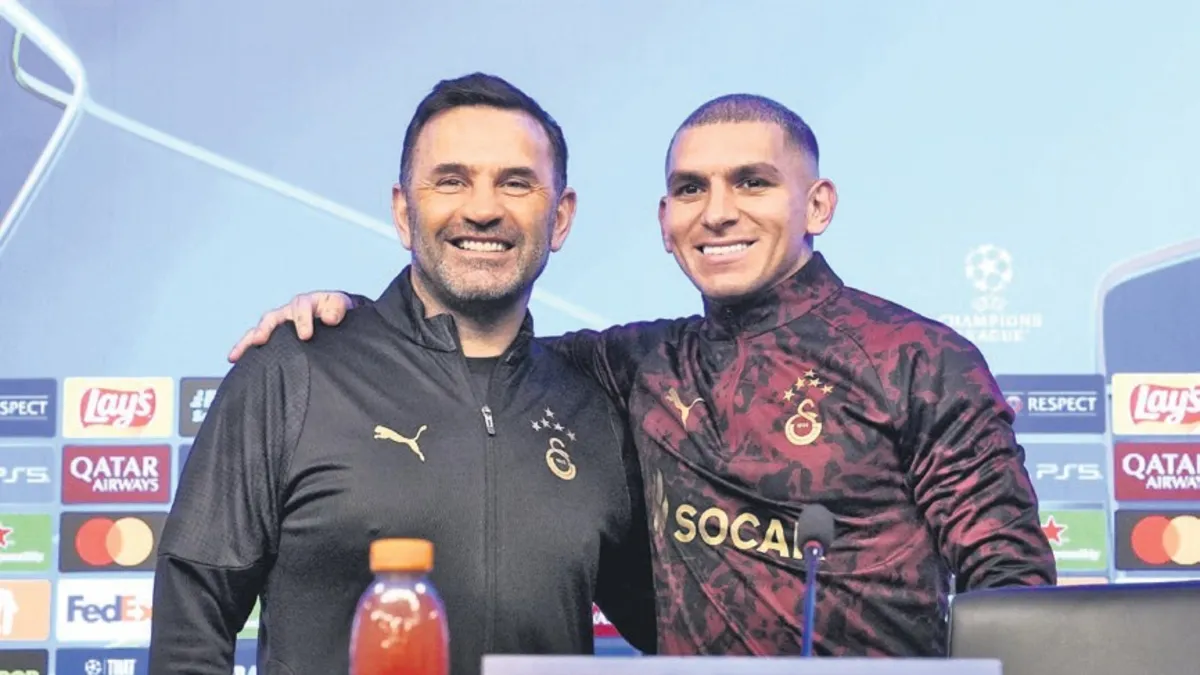 Galatasaraylı teknik adam Buruk soruları yanıtladı! "Oyuncularıma çok güveniyorum"