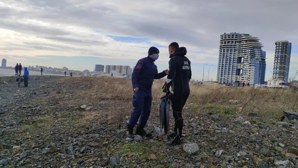 son-dakika-istanbulda-firtina-zeytinburnunda-gemi-karaya-oturdu-1611926554492.jpg SON DAKİKA: İstanbul'da fırtına! Zeytinburnu'nda gemi karaya oturdu-11